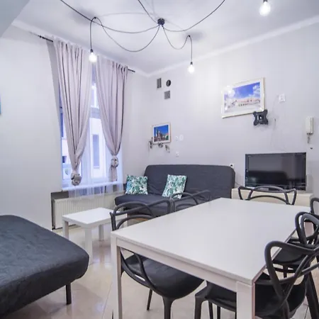 Apartament Izaaka-2