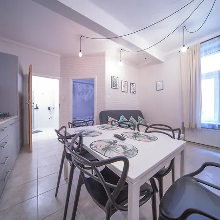 Apartament Izaaka-3